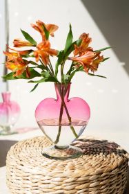 4 GLASS HEART VASE - OMBRE PINK - LARGE
