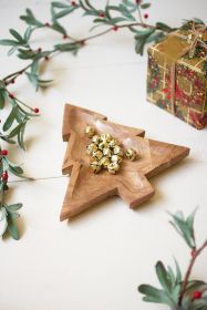 CARVED WOODEN CHRISTMAS TREE PLATTER (Option: NaturalWood)